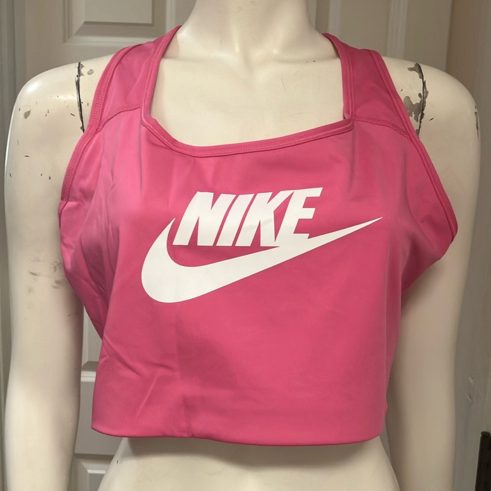Nike Athletic/Athleisure Sports Bra/Top, NWT!